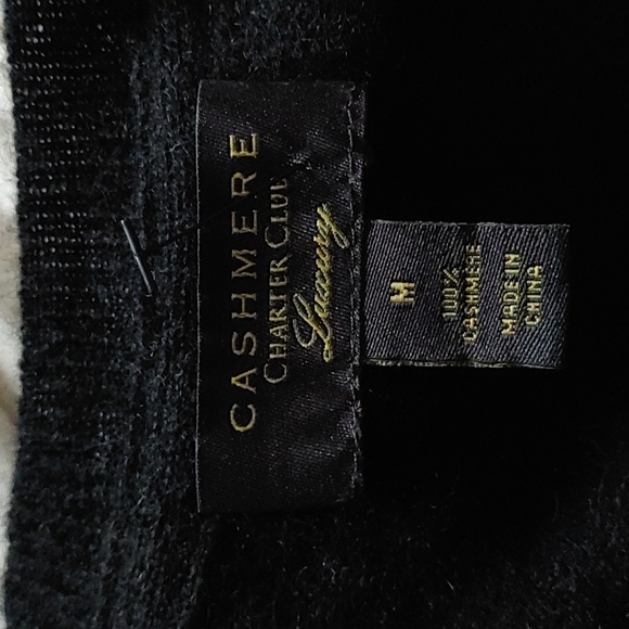 Black V Neck Cashmere Sweater Sz.Med. - Picture 6 of 7